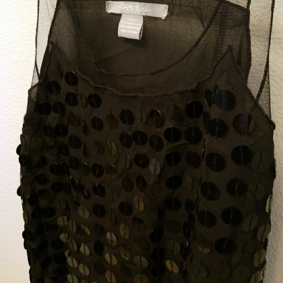 Short sleeve date night top! - Picture 2 of 4